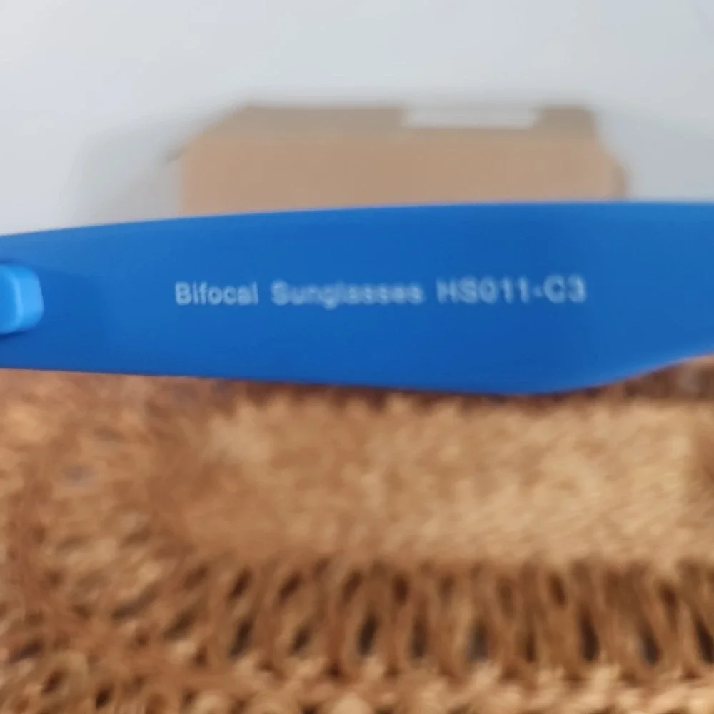 Lot Of 2 Reading Sunglasses Strength 2.0
